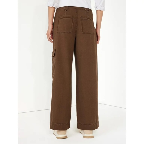 NWT Women's Wide Leg Cargo Pants - Picture 3 of 4